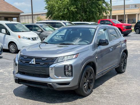 Used 2024 Mitsubishi Outlander Sport AWD image 3