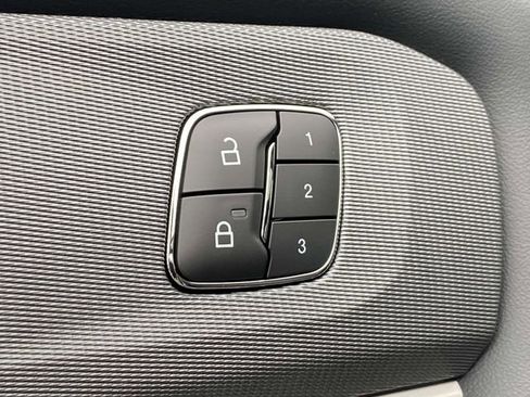 New 2026 Ford Explorer ST-Line w/ ST-Line Street Pack image 15