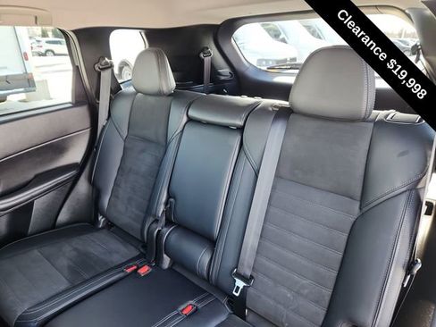 Used 2024 Mitsubishi Outlander SE image 24