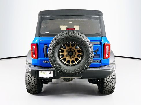 Used 2021 Ford Bronco Badlands image 7