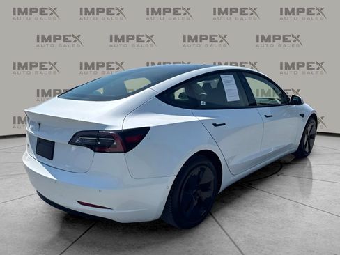 Used 2021 Tesla Model 3 Standard Range Plus RWD image 3