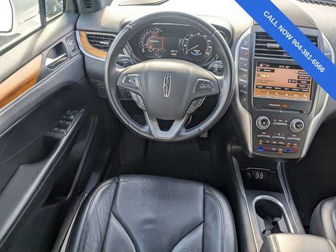 Used 2019 Lincoln MKC Reserve w/ MKC Climate Package FWD image 17
