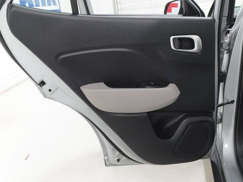 Used 2020 Hyundai Venue SEL w/ Convenience Package FWD image 30