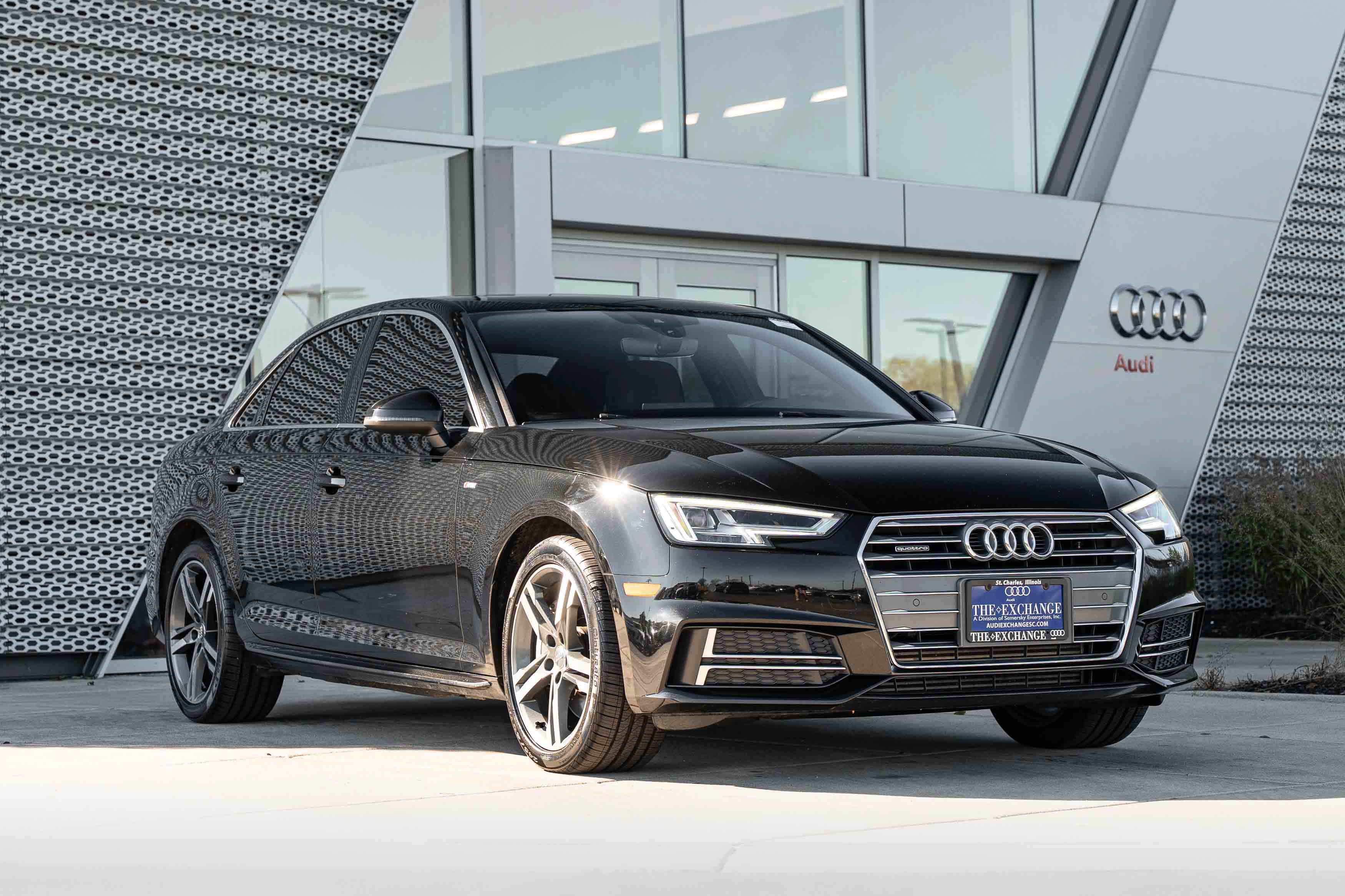 Used 2018 Audi A4 2.0T Premium Plus w/ Premium Plus Package AWD/4WD image 1