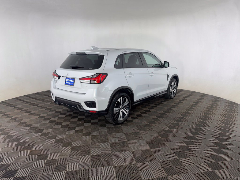 Used 2023 Mitsubishi Outlander Sport SE AWD/4WD image 5