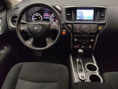 Used 2016 Nissan Pathfinder SV AWD/4WD image 22