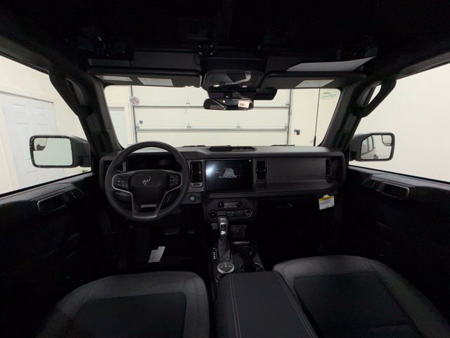 New 2026 Ford Bronco 4-Door AWD/4WD image 9