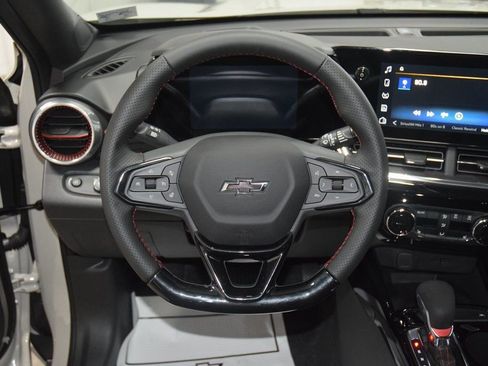 New 2026 Chevrolet Trax RS w/ Sunroof Package image 34