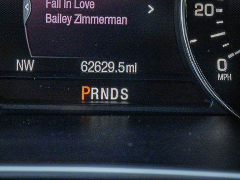 Used 2016 Lincoln MKX Reserve w/ Luxury Package image 22