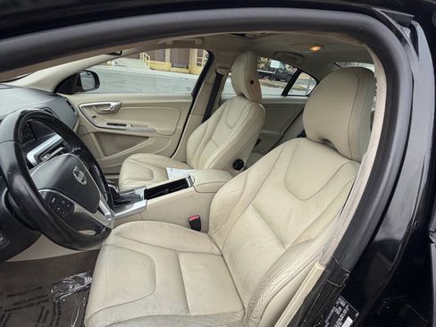 Used 2014 Volvo S60 T5 image 12