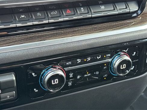 New 2026 GMC Sierra 1500 Elevation image 23