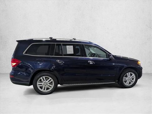 Used 2014 Mercedes-Benz GL 350 BlueTEC 4MATIC image 4