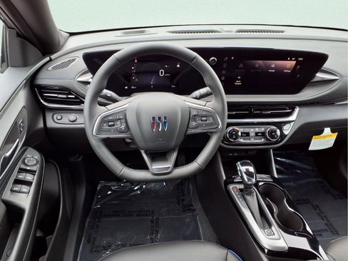 New 2026 Buick Envista Sport Touring w/ Convenience I Package FWD image 7