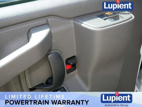 New 2025 Chevrolet Express 4500 4500 Series w/ Power Convenience Package image 16