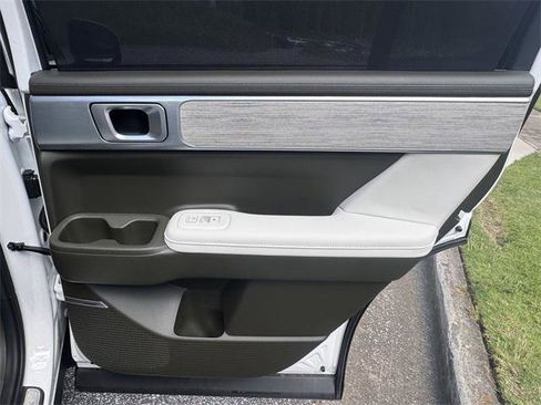 New 2025 Hyundai Santa Fe Calligraphy image 17