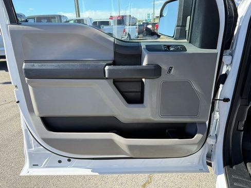 Used 2018 Ford F150 XL w/ XL Power Equipment Group AWD/4WD image 11