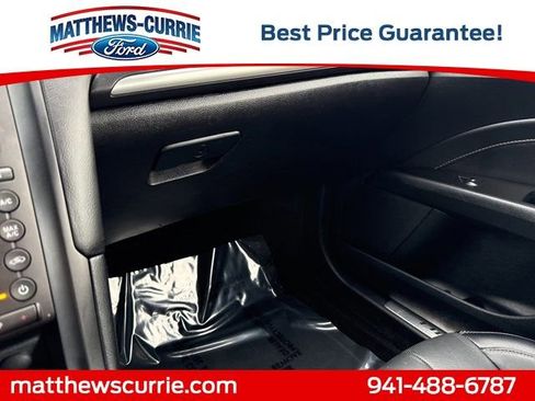 Used 2018 Ford Fusion Titanium image 24