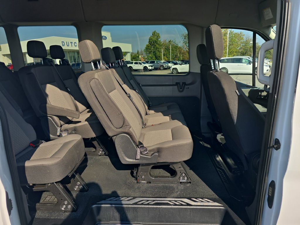 Used 2025 Ford Transit 350 XLT RWD image 16