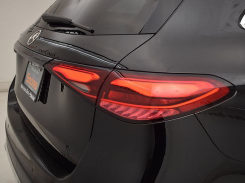 Used 2023 Mercedes-Benz GLC 300 image 14