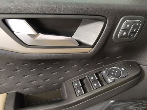 Used 2020 Ford Escape SEL image 27