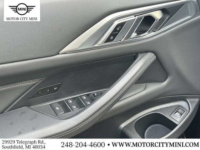 Used 2024 BMW 430i xDrive Convertible w/ M Sport Package AWD/4WD image 18