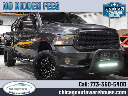 Used 2017 RAM 1500 Express w/ Express Value Package AWD/4WD image 1