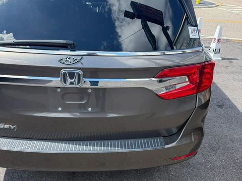 Used 2018 Honda Odyssey EX-L image 5