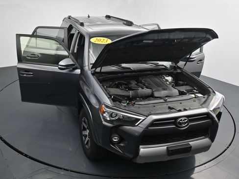 Used 2023 Toyota 4Runner TRD Off-Road Premium w/ Moonroof Package AWD/4WD image 39