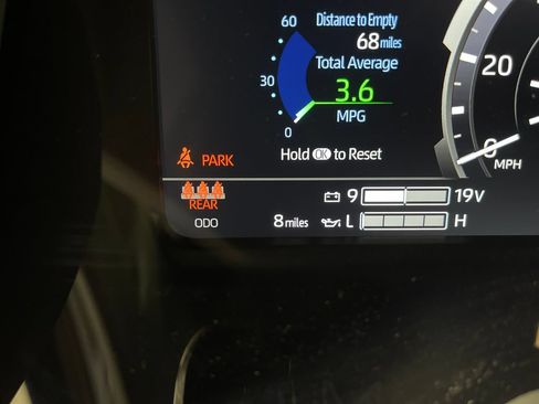 New 2026 Toyota Tundra Limited AWD/4WD image 19