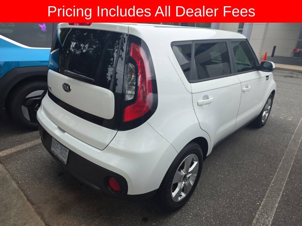 Used 2017 Kia Soul FWD image 4
