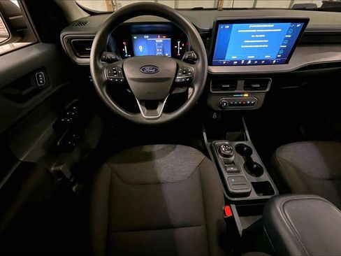 Certified 2025 Ford Maverick XL image 5