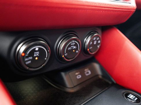 Used 2024 Nissan Z Performance w/ Floor Mat Package RWD image 18