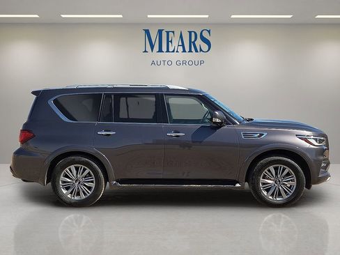 Used 2024 INFINITI QX80 Luxe image 6