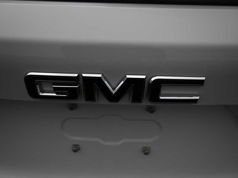 New 2026 GMC Terrain Elevation w/ Elevation Premium Package image 27