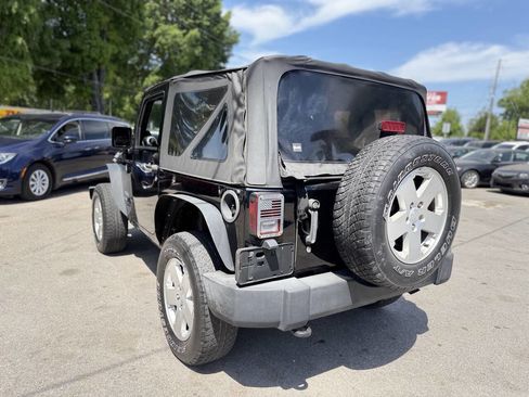 Used 2012 Jeep Wrangler Sport AWD/4WD image 7