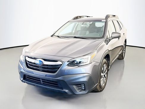 Used 2022 Subaru Outback Premium AWD/4WD image 4