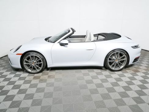 Used 2024 Porsche 911 Carrera 4S image 35