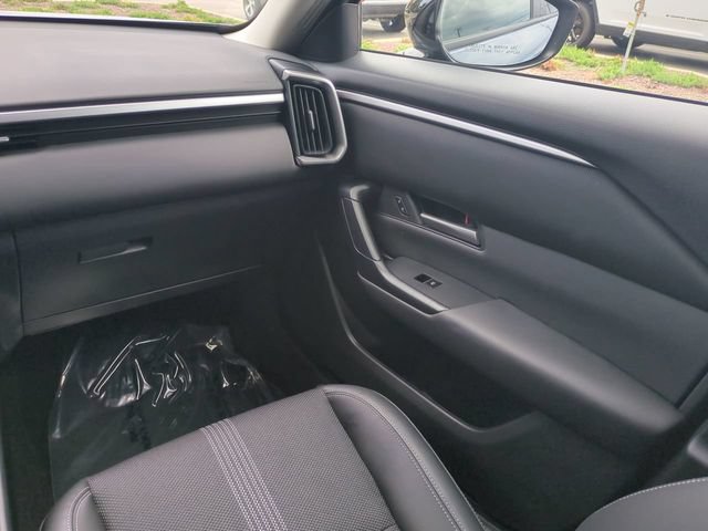 Used 2024 MAZDA CX-50 AWD 2.5 S w/ Accent Package image 17