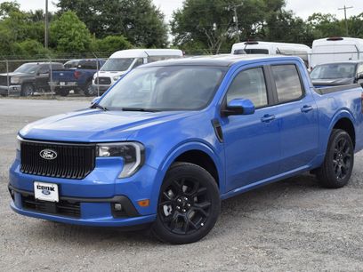 New 2025 Ford Maverick Lobo