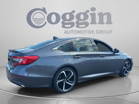 Used 2018 Honda Accord Sport image 5