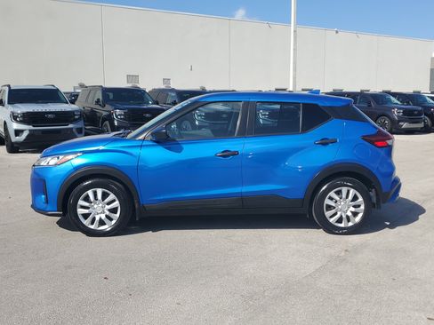 Used 2023 Nissan Kicks S image 5
