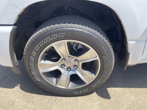 Used 2025 RAM 1500 Tradesman AWD/4WD image 11