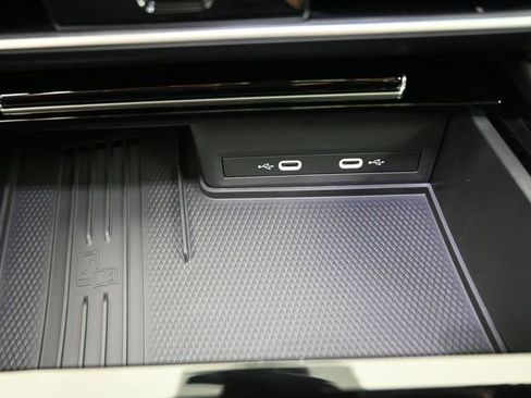 New 2026 Volkswagen Atlas Cross Sport SEL Premium R-Line image 9