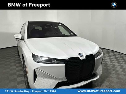 New 2026 BMW iX xDrive60 w/ Premium Package