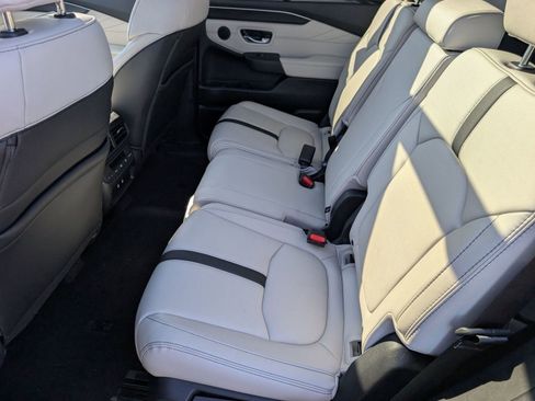 New 2026 Honda Pilot Touring image 15