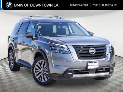Used 2025 Nissan Pathfinder SL w/ SL Premium Package