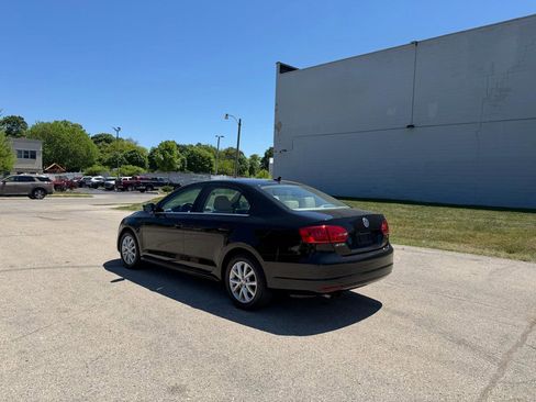 Used 2014 Volkswagen Jetta SE FWD image 5