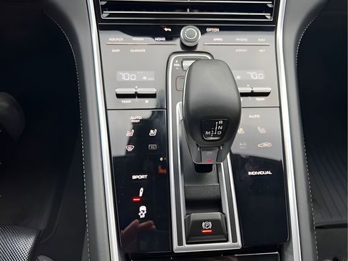 Used 2023 Porsche Panamera 4 AWD/4WD image 15