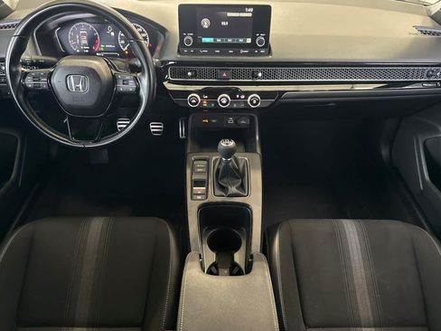 Used 2023 Honda Civic Sport image 3