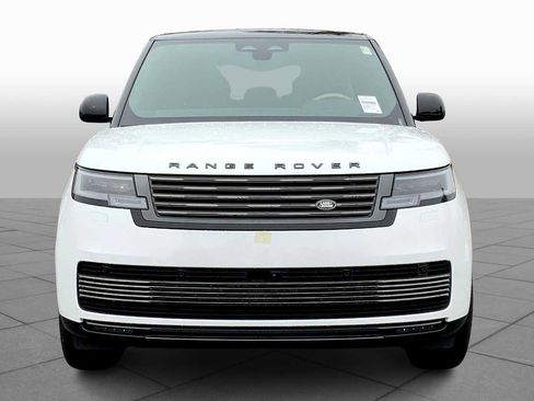 New 2025 Land Rover Range Rover SV image 2